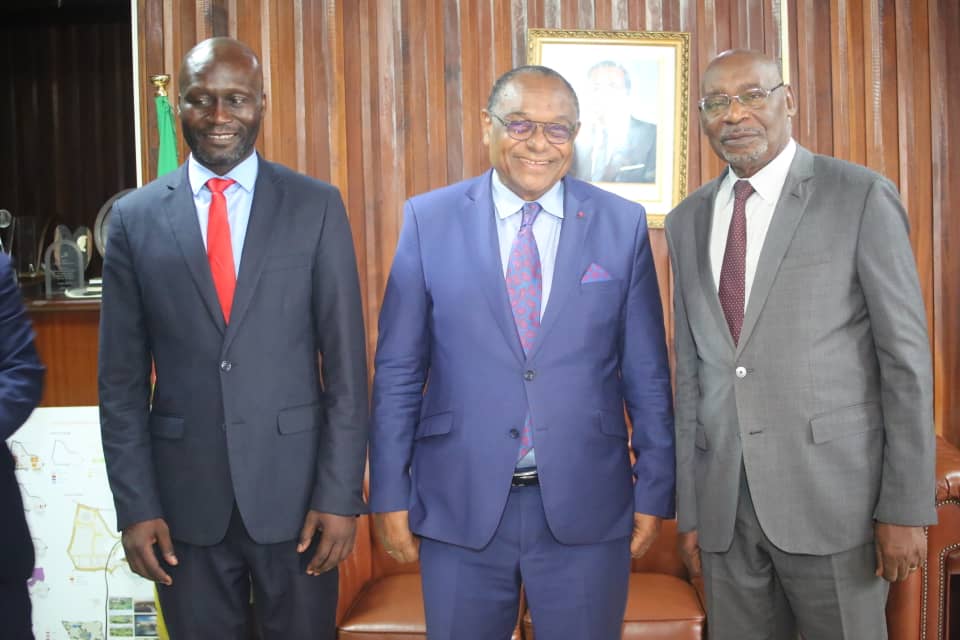 Mr. Assembe Henri-Sévérin, Administrateur Directeur l'Université HEGTD